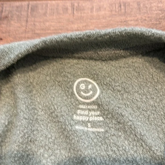 Gilly Hicks Cropped Sweater - Picture 5 of 5